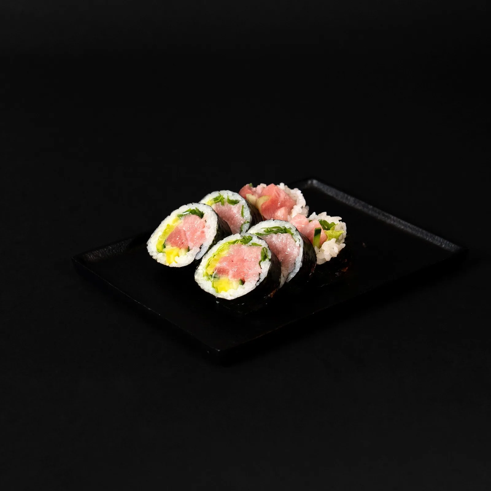 Maki z tuńczykiem toro